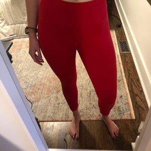 Fabletics Powerhold 7/8 red legging
